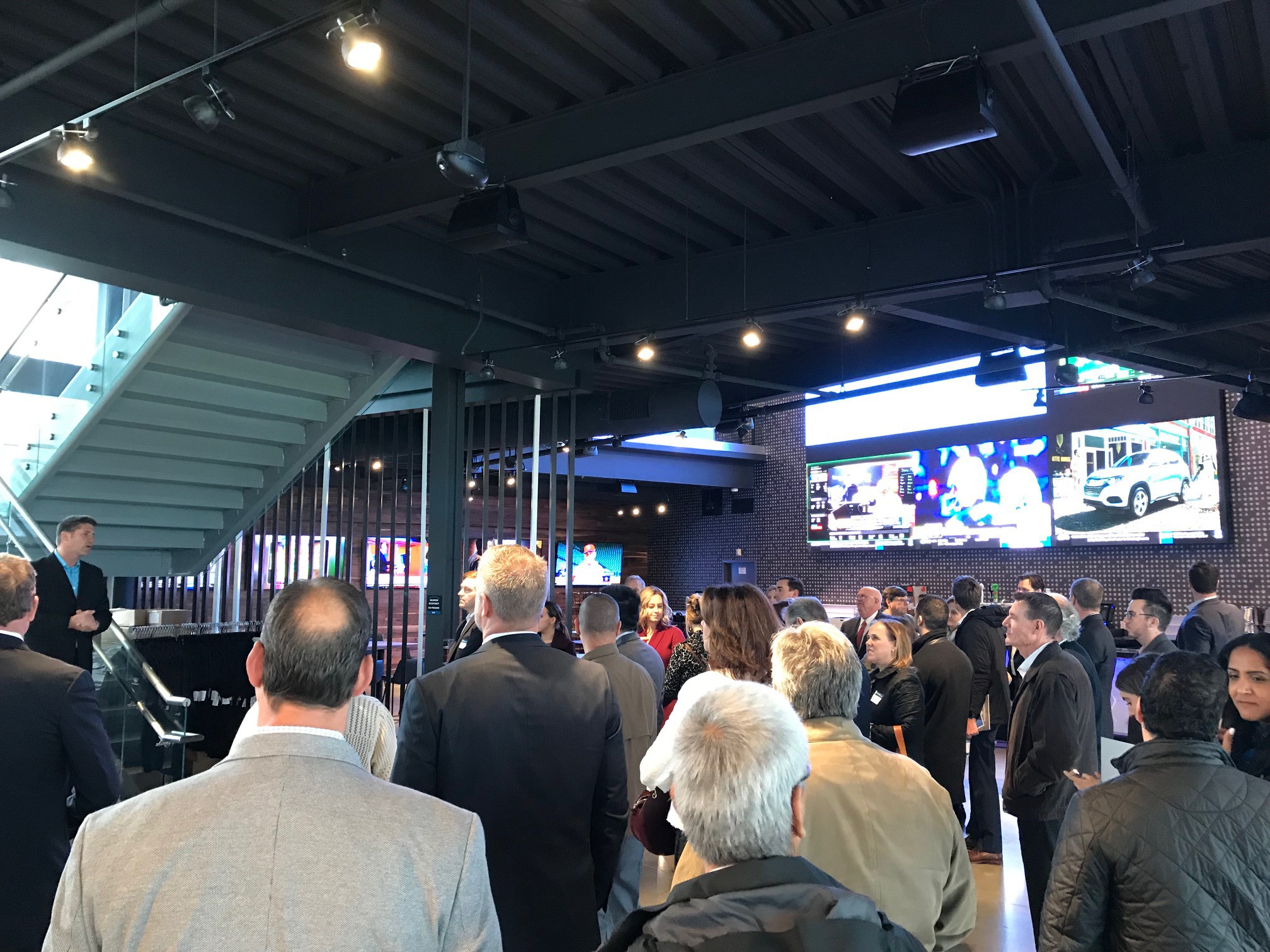 Village of Schaumburg Hosts Commercial Broker Tour