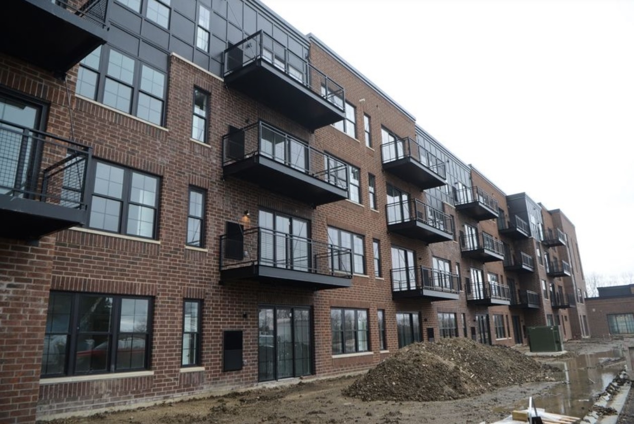 Element construction